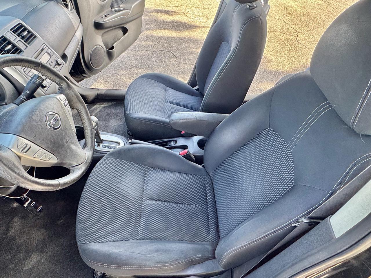 Nissan Versa Note 5dr HB CVT 1.6 SV 2014