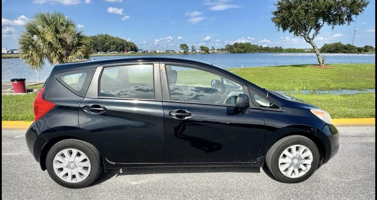Nissan Versa Note 5dr HB CVT 1.6 SV 2014