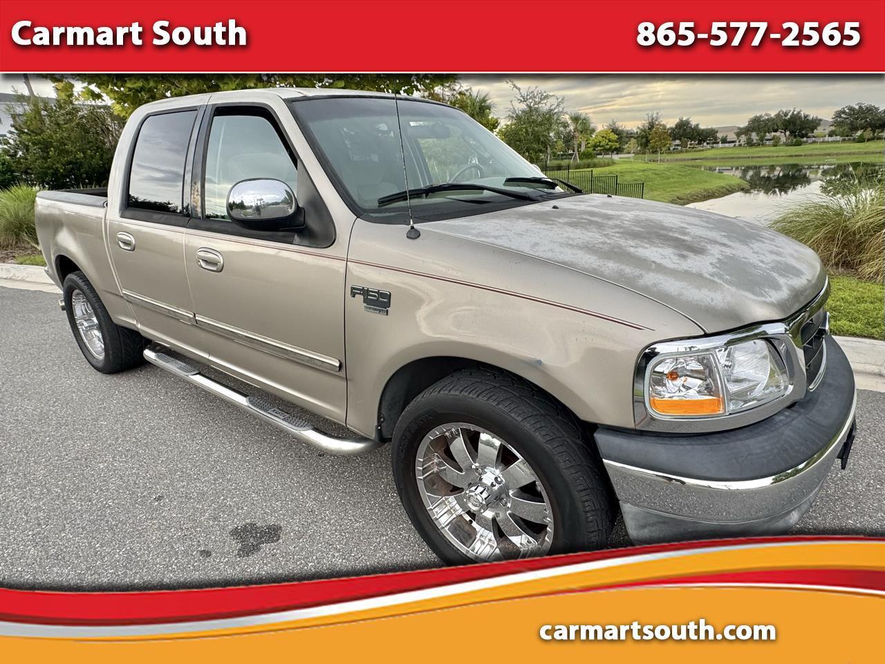 2002 Ford F-150 SuperCrew 139" XLT