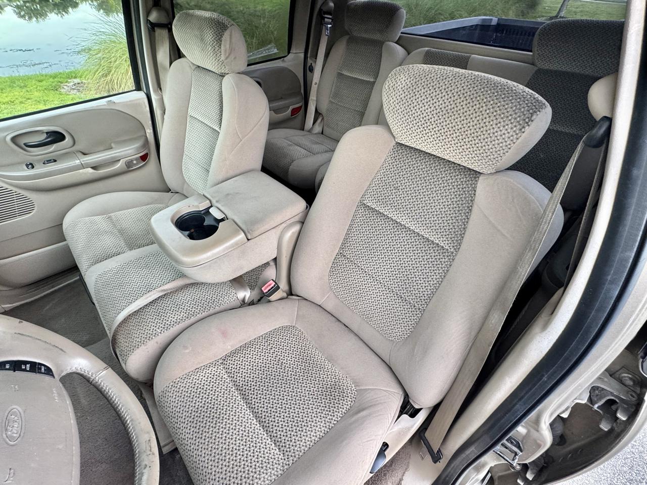Ford F-150 SuperCrew 139" XLT 2002