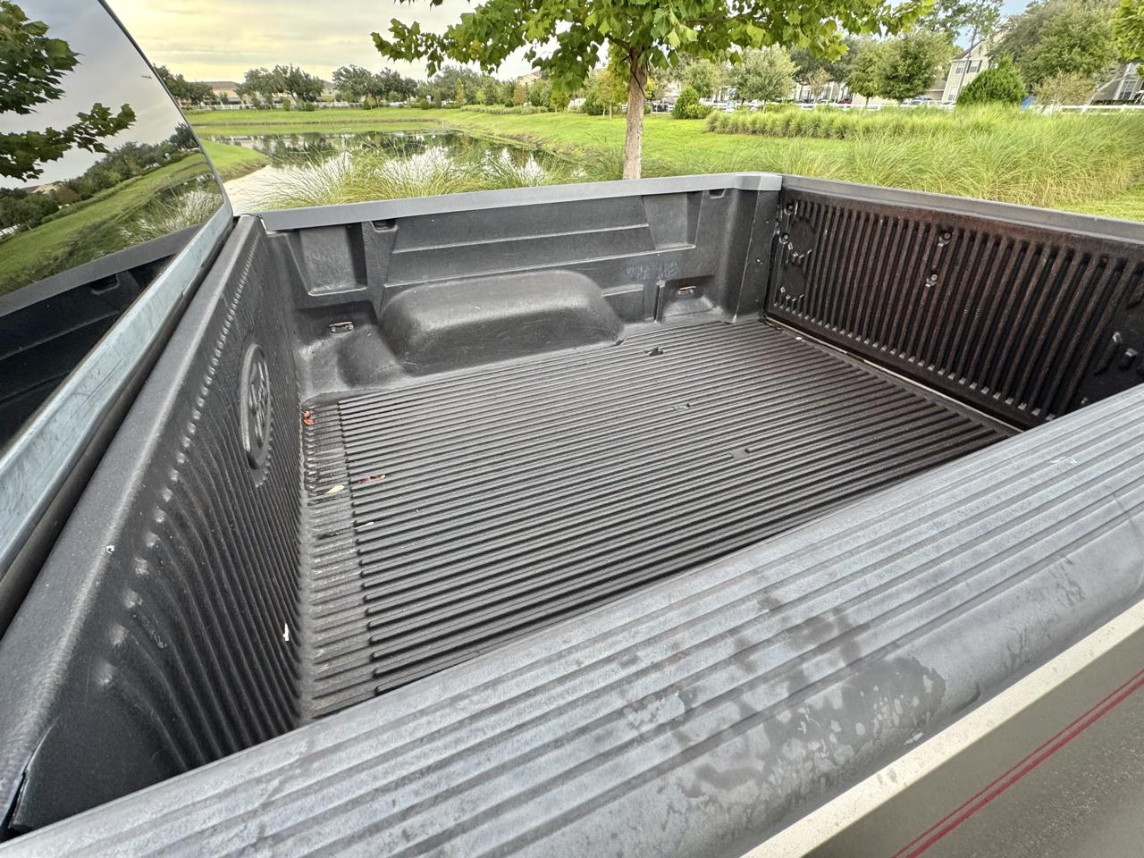 Ford F-150 SuperCrew 139" XLT 2002