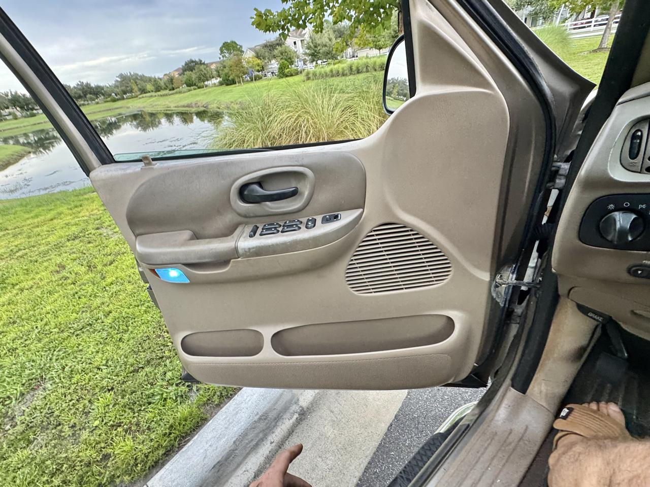 Ford F-150 SuperCrew 139" XLT 2002