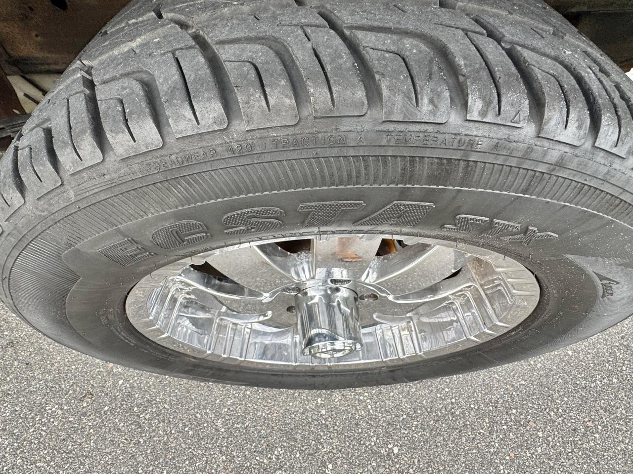 Ford F-150 SuperCrew 139" XLT 2002