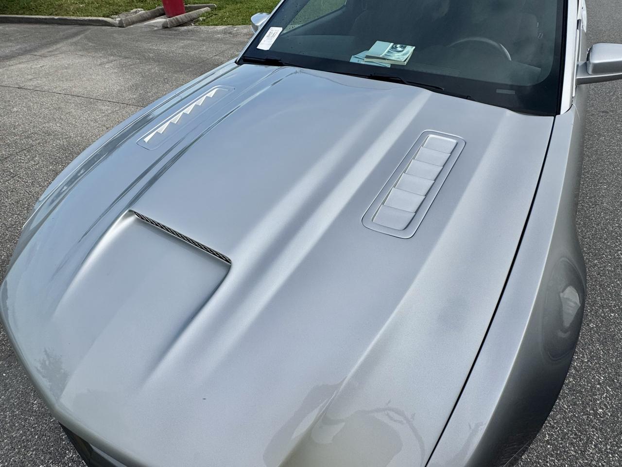 Ford Mustang  2010