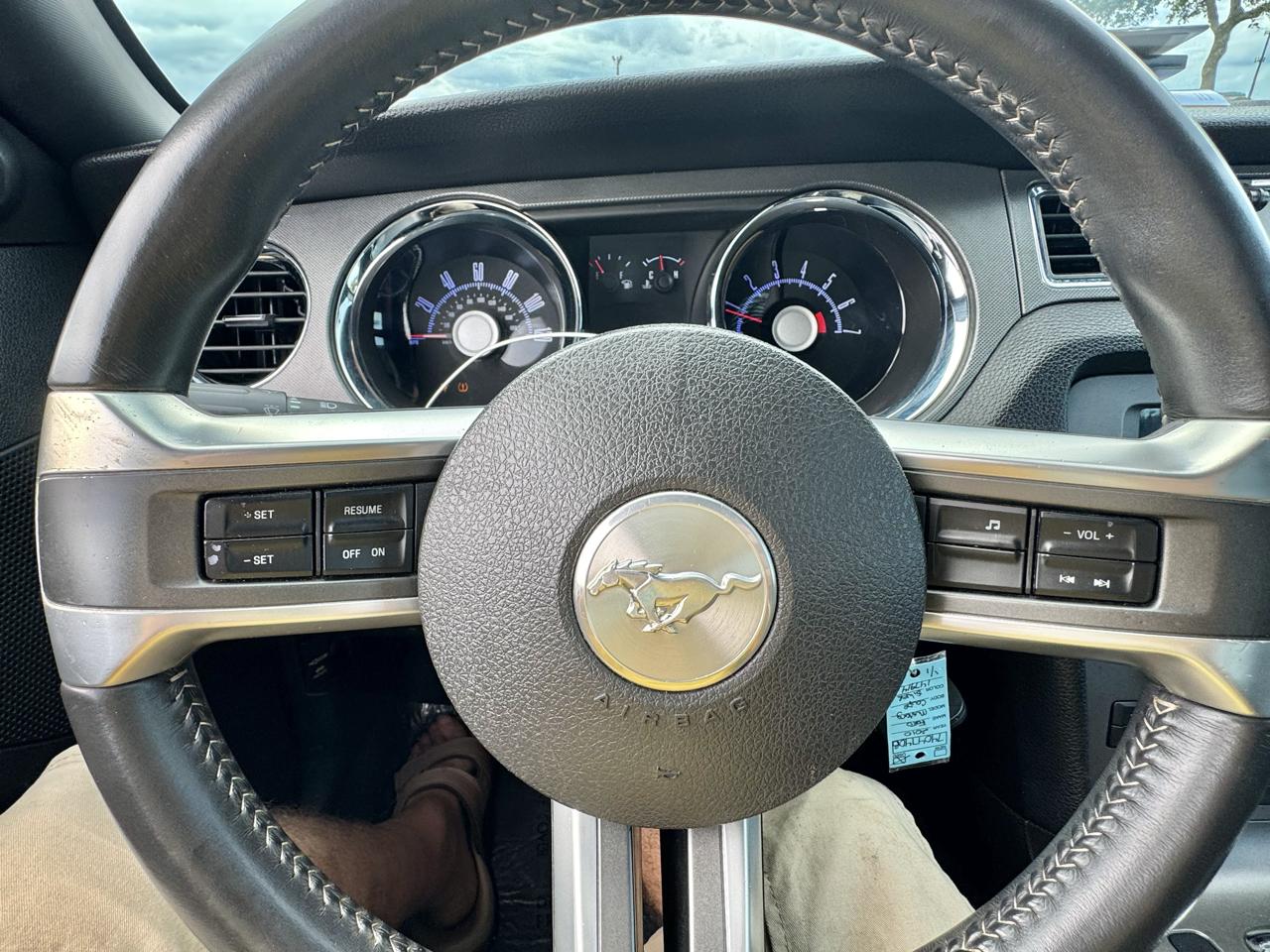 Ford Mustang  2010