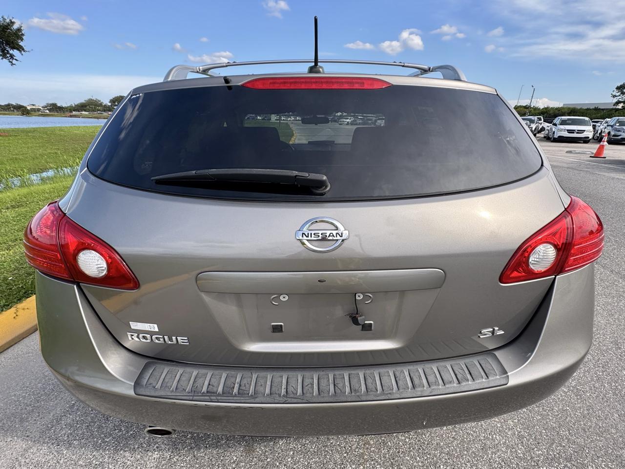 Nissan Rogue FWD 4dr SL 2010