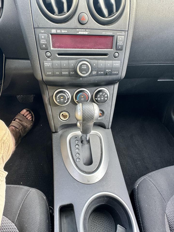 Nissan Rogue FWD 4dr SL 2010