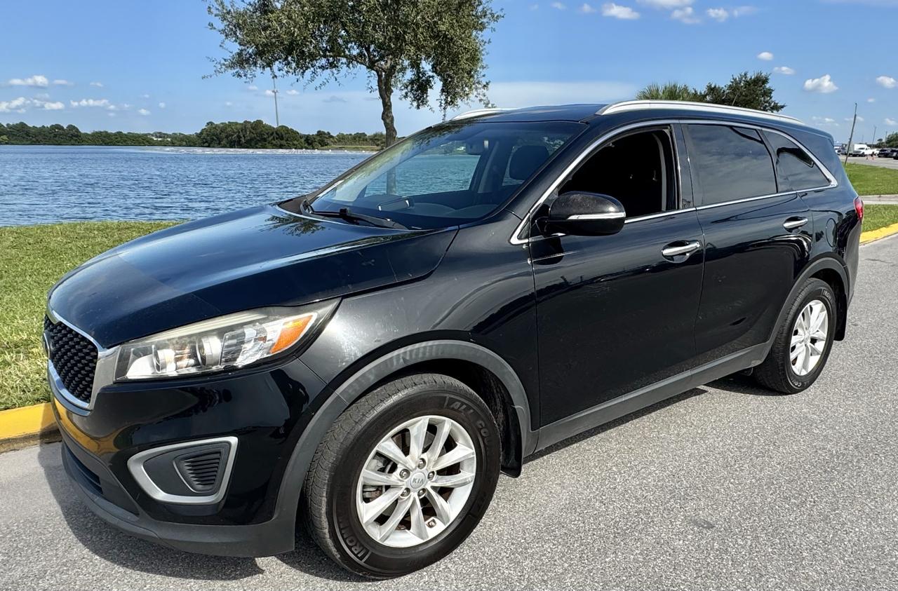 Kia Sorento LX V6 FWD 2017