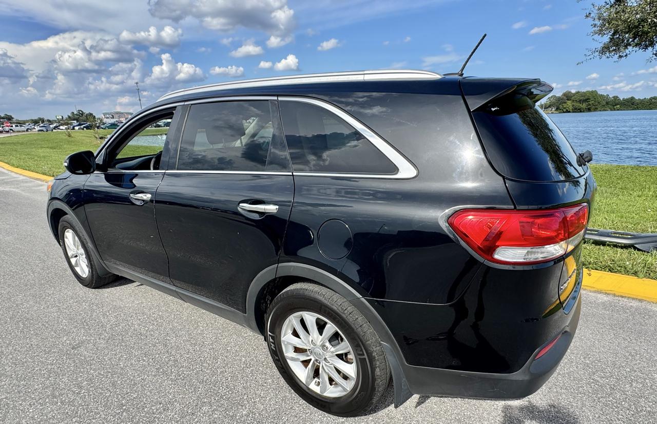 Kia Sorento LX V6 FWD 2017