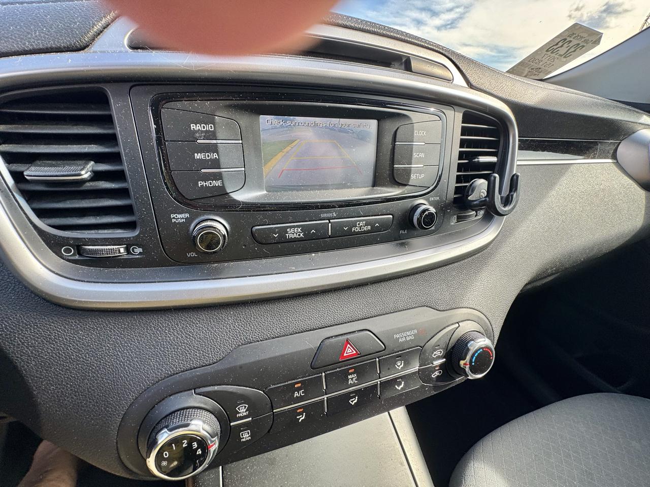 Kia Sorento LX V6 FWD 2017
