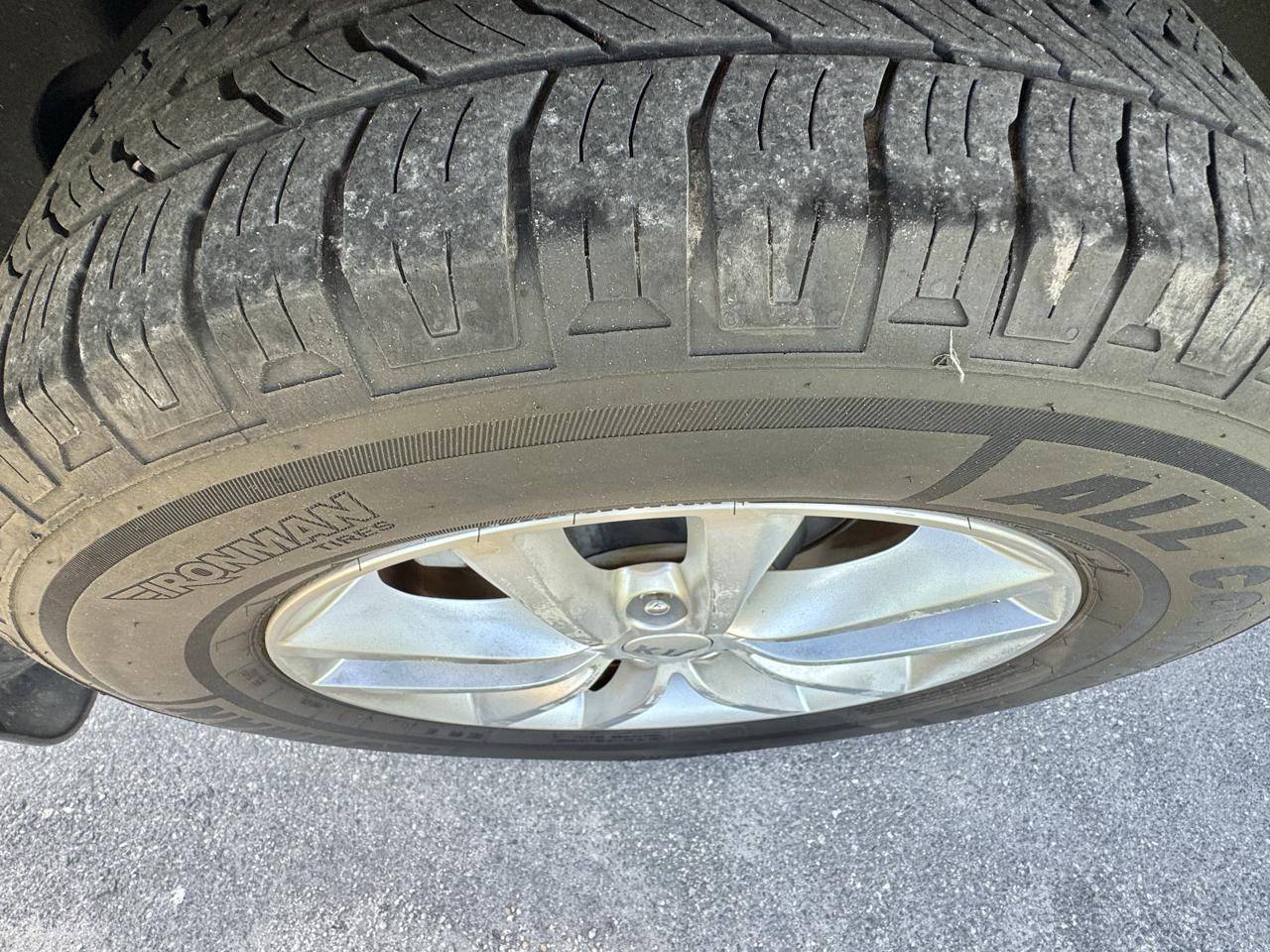 Kia Sorento LX V6 FWD 2017