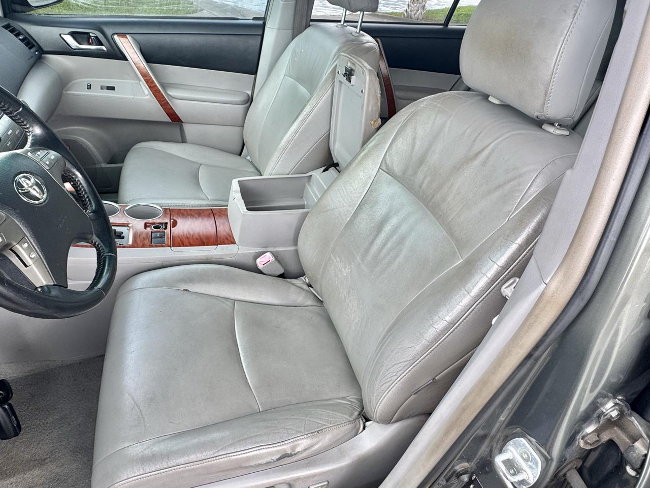 Toyota Highlander 4dr V6 Limited (Natl) 2009