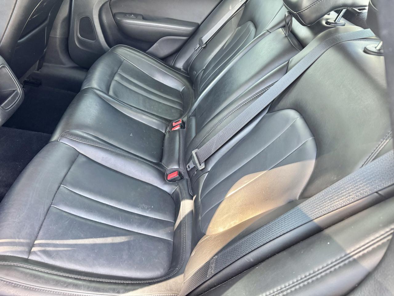 Chrysler 200 4dr Sdn Limited Platinum FWD 2016
