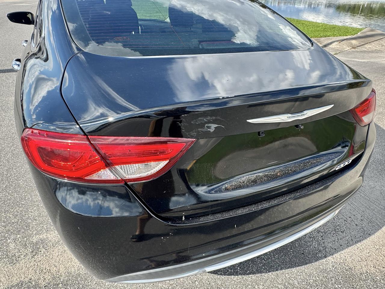 Chrysler 200 4dr Sdn Limited FWD 2015