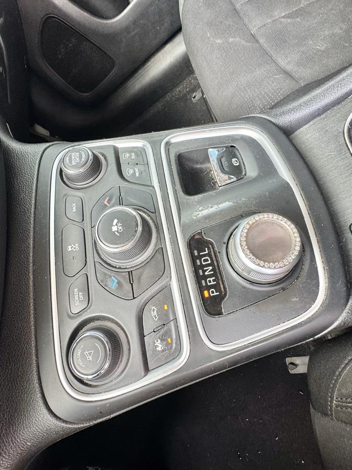 Chrysler 200 4dr Sdn Limited FWD 2015