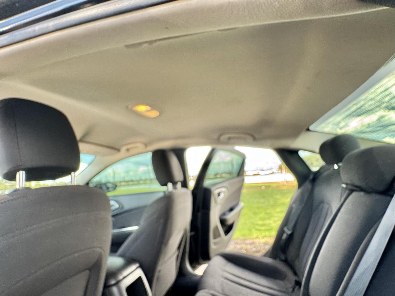 Chrysler 200 4dr Sdn Limited FWD 2015