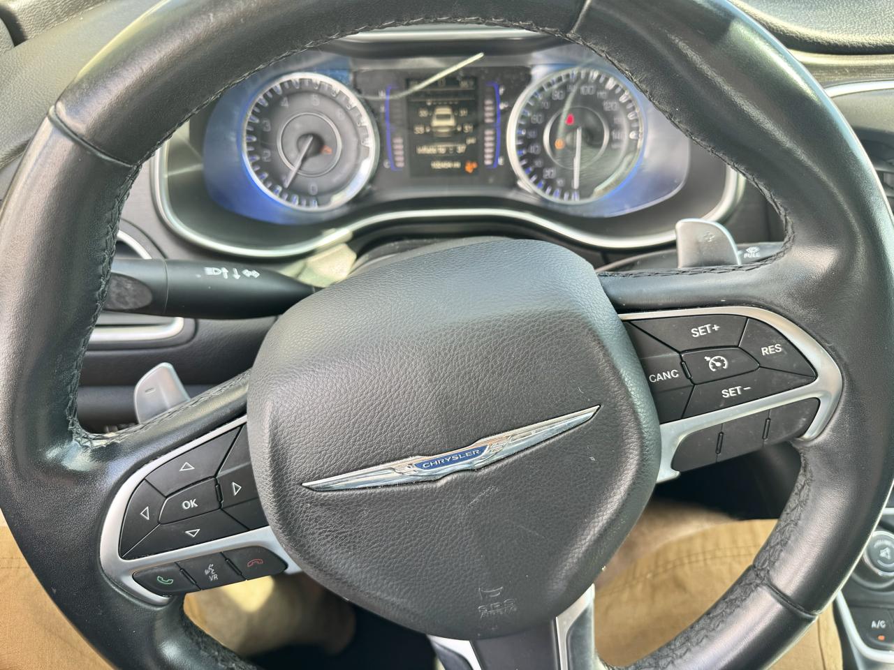Chrysler 200 4dr Sdn Limited FWD 2015