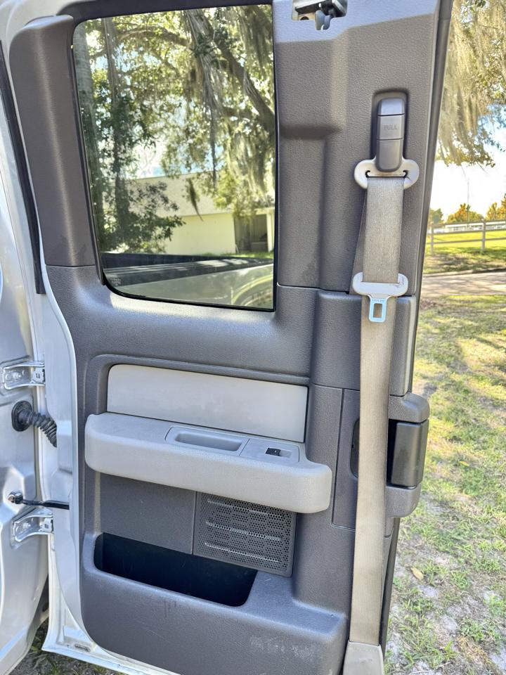 Ford F-150 4WD SuperCab 145" Lariat 2010