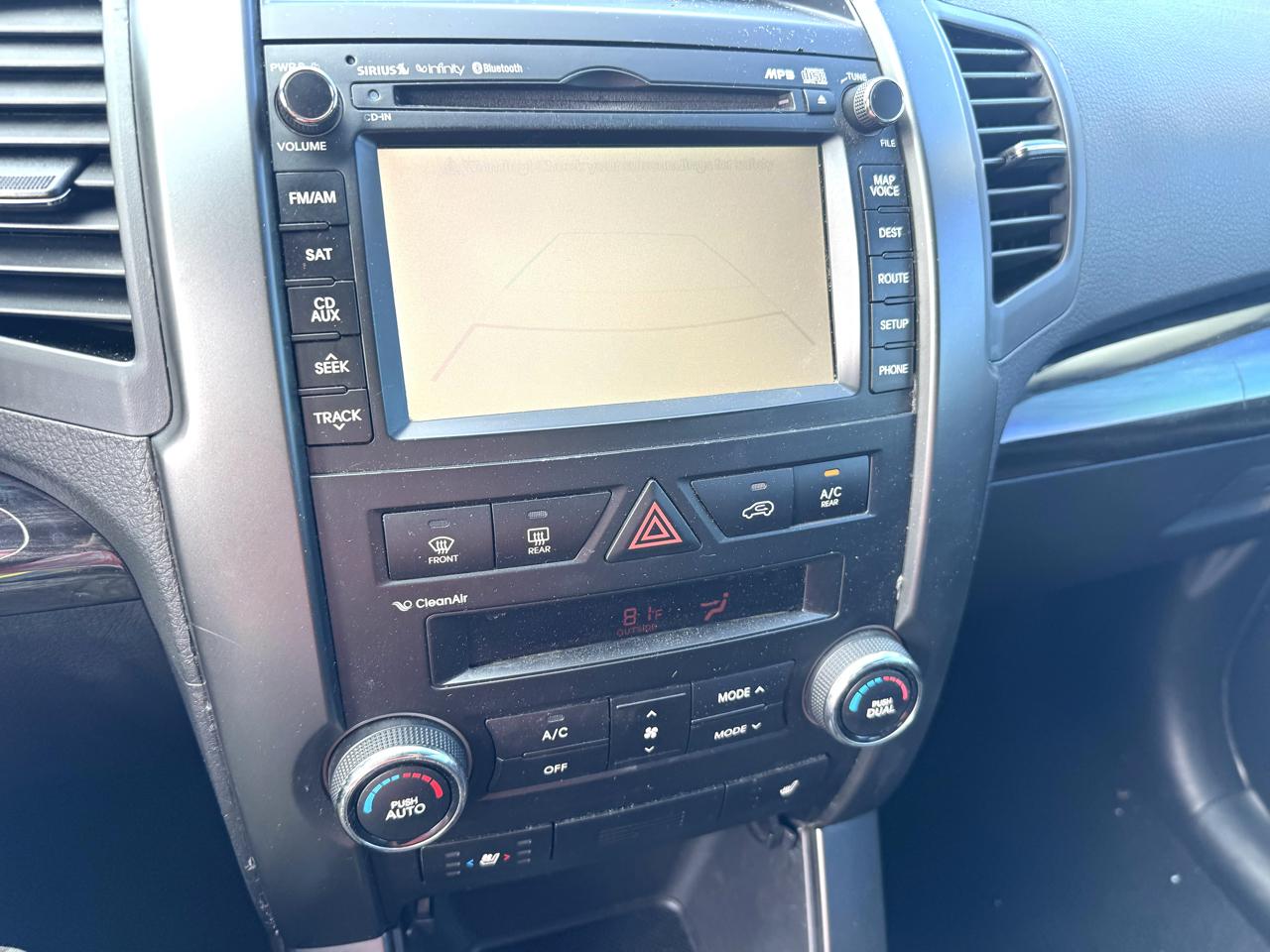 Kia Sorento 2WD 4dr V6 SX 2012