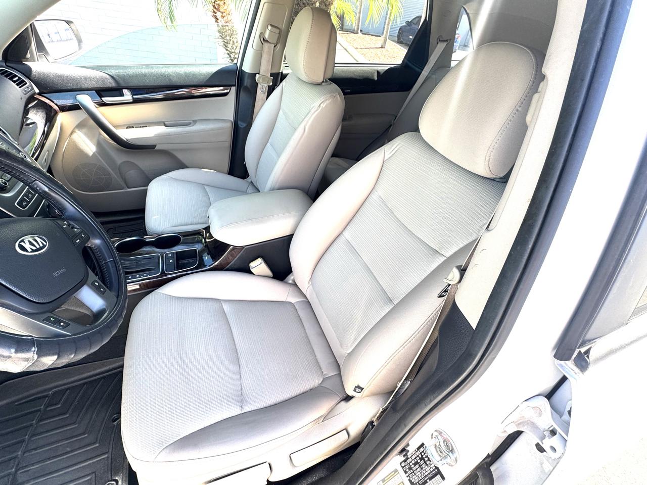 Kia Sorento LX V6 AWD 2017