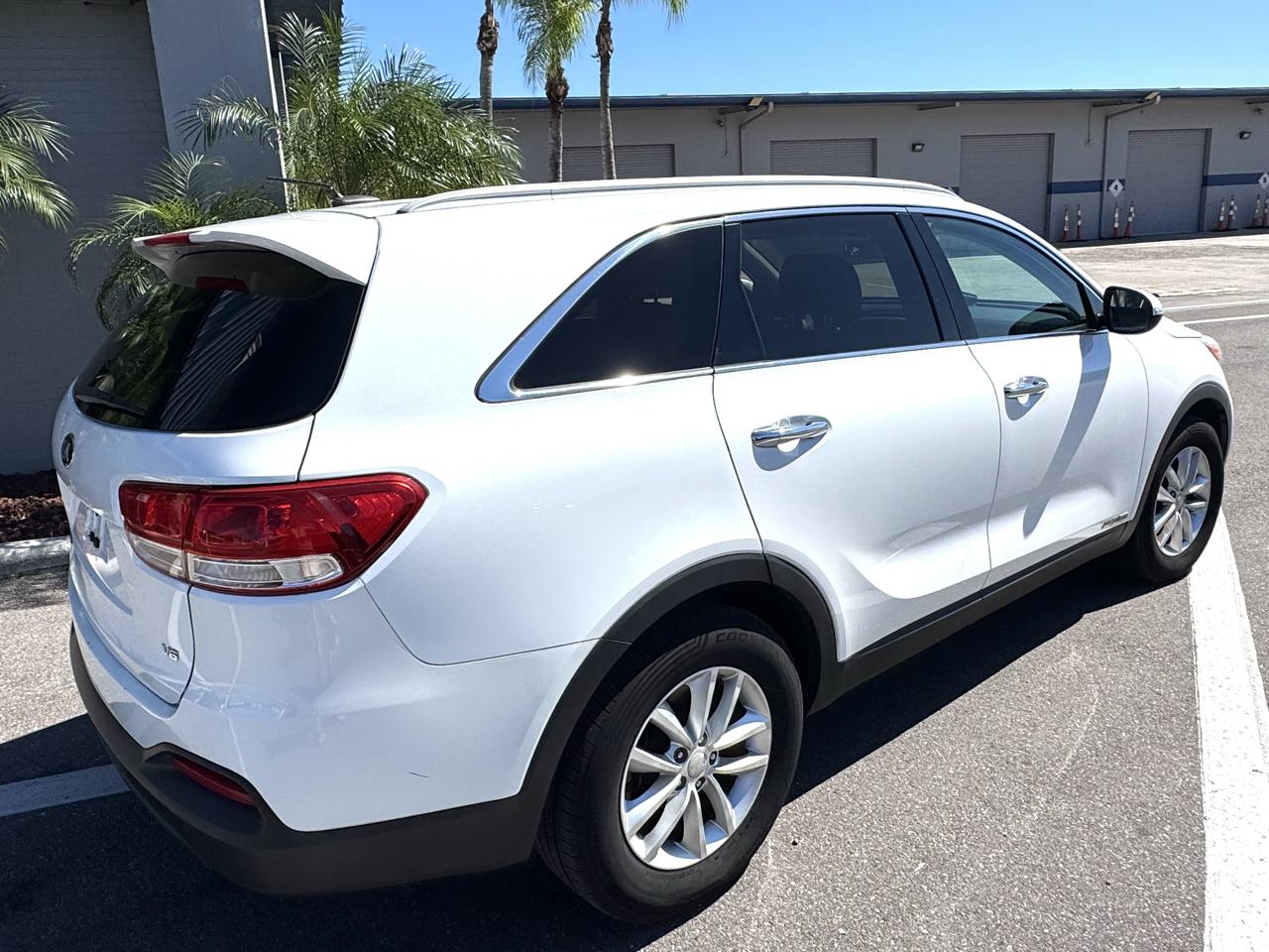 Kia Sorento 2WD 4dr I4 LX 2014