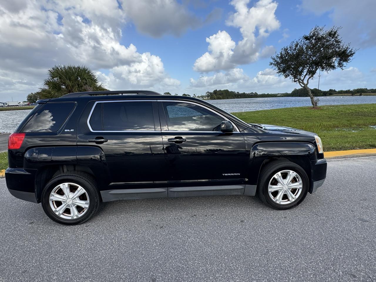 GMC Terrain FWD 4dr SLE w/SLE-2 2017