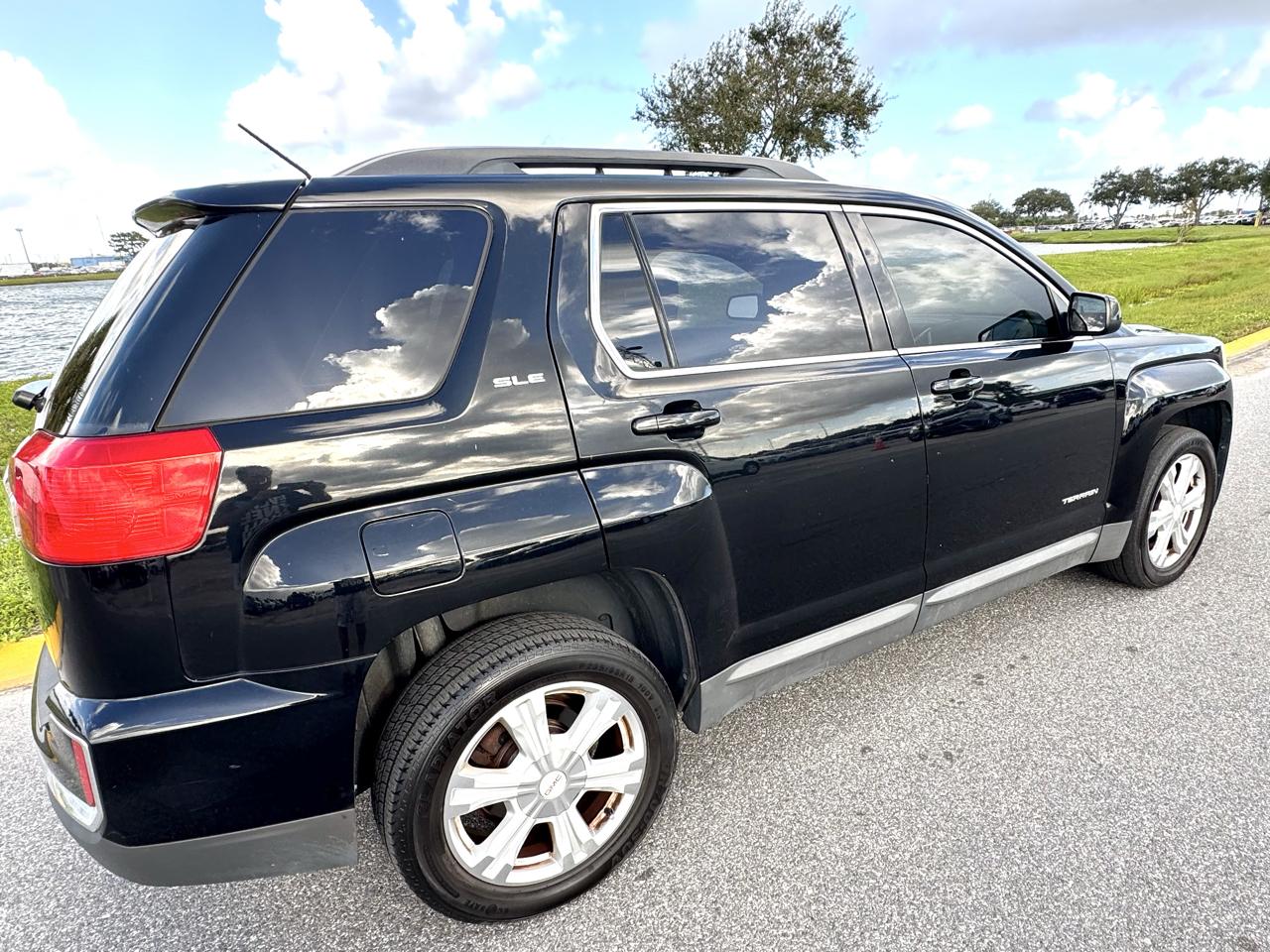 GMC Terrain FWD 4dr SLE w/SLE-2 2017