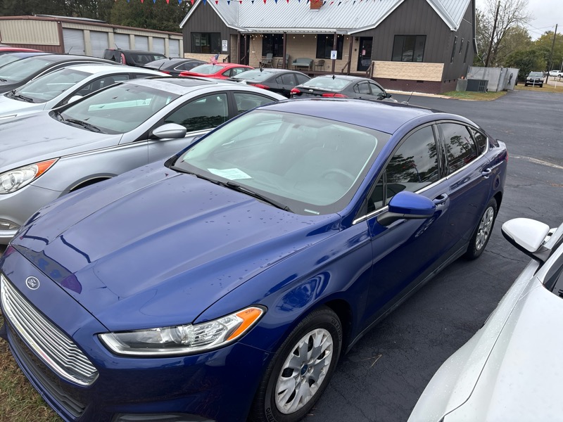 2013 Ford Fusion S