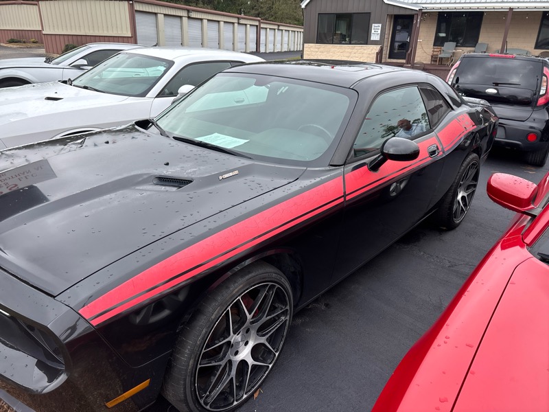 2009 Dodge Challenger SE