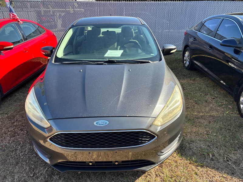 2015 Ford Focus SE Sedan