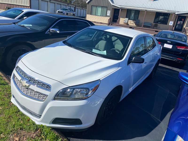 Chevrolet Malibu LS 2013