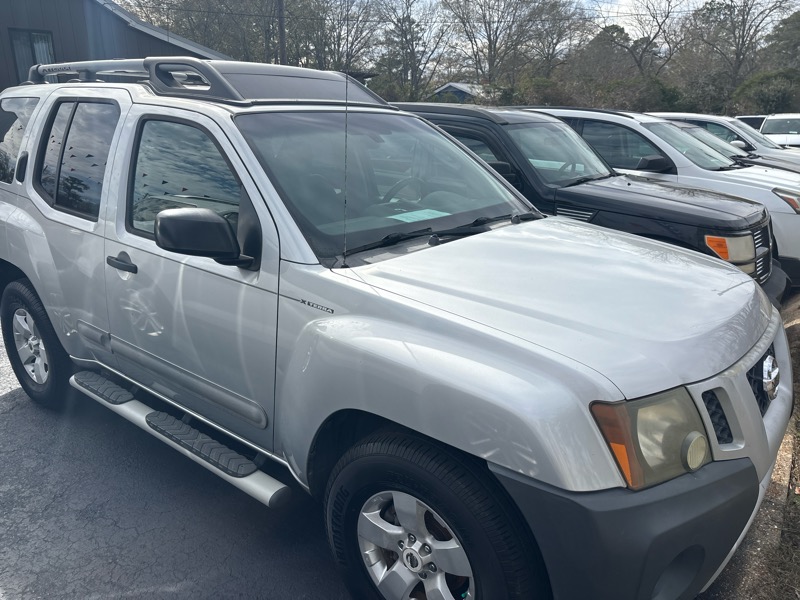 Nissan Xterra X 2WD 2011
