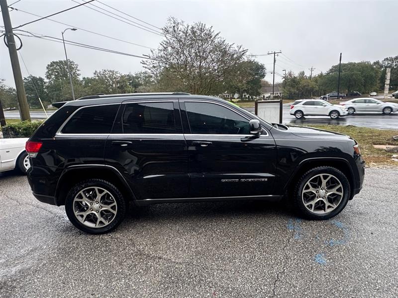 Jeep Grand Cherokee Limited 2WD 2018