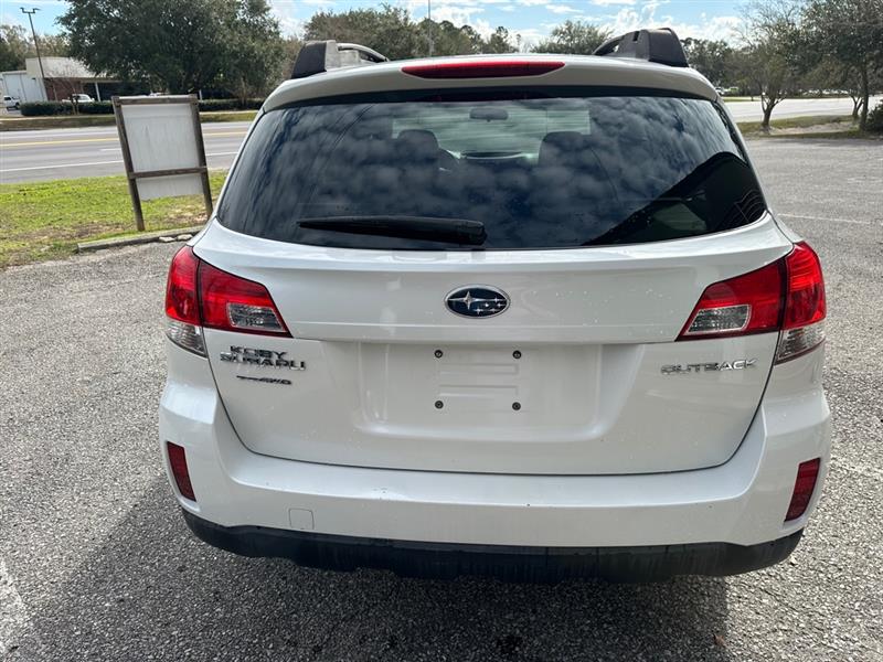 Subaru Outback 2.5i Premium 2013