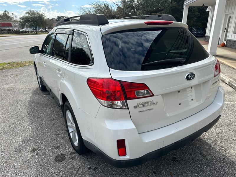 Subaru Outback 2.5i Premium 2013