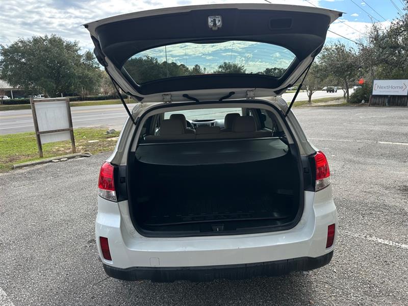 Subaru Outback 2.5i Premium 2013