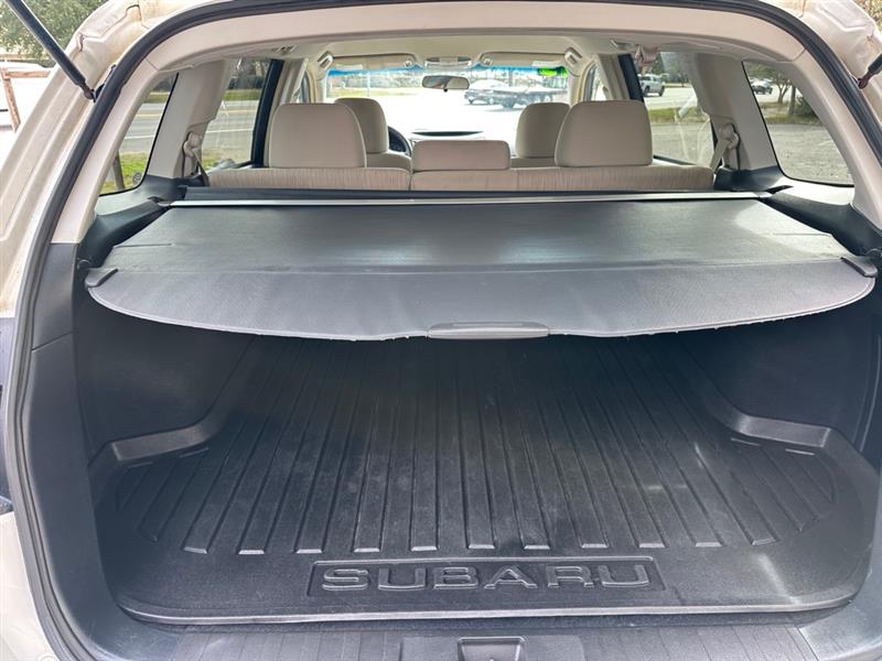 Subaru Outback 2.5i Premium 2013