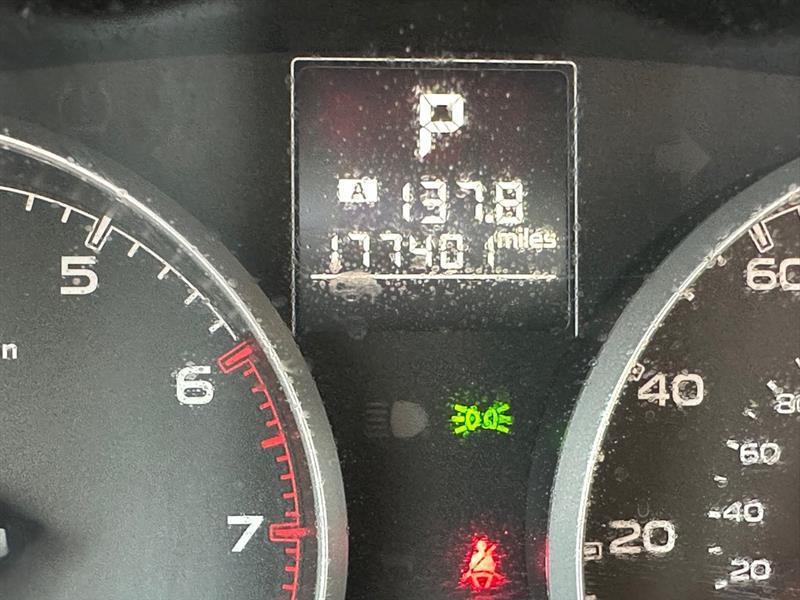 Subaru Outback 2.5i Premium 2013