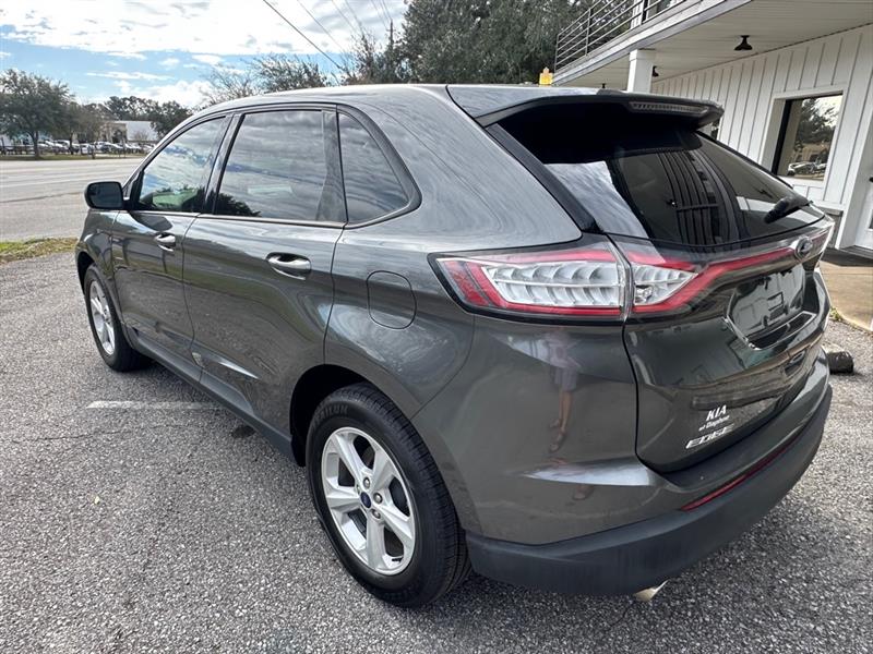 Ford Edge SE FWD 2018