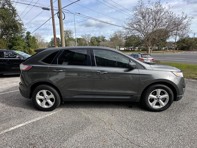 Ford Edge SE FWD 2018