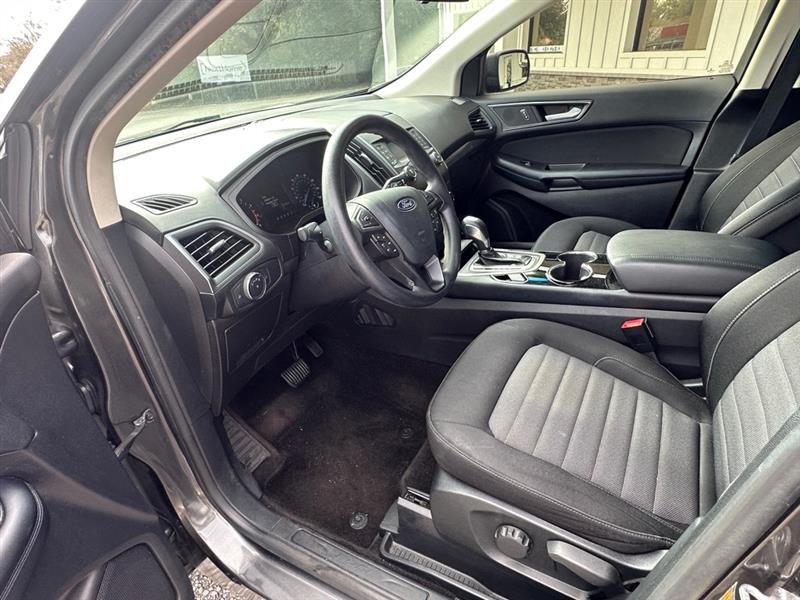 Ford Edge SE FWD 2018