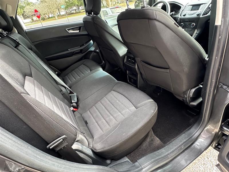 Ford Edge SE FWD 2018