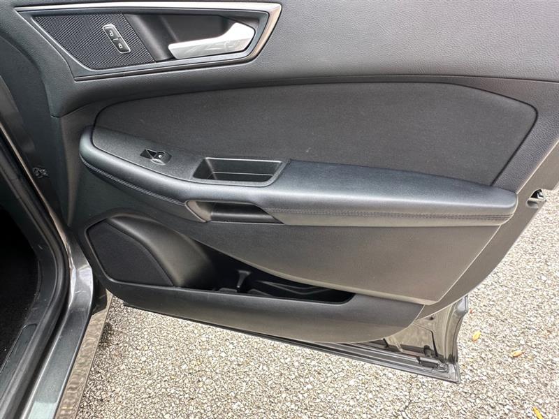 Ford Edge SE FWD 2018
