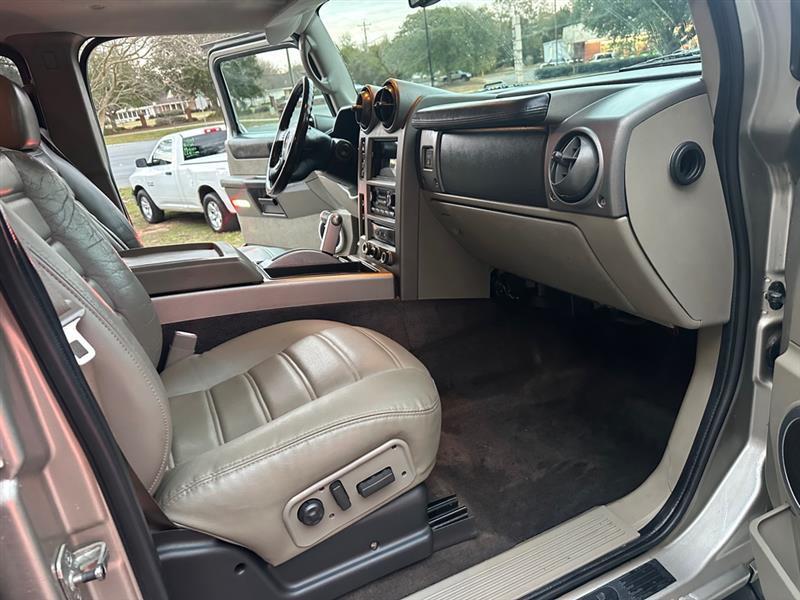 HUMMER H2 Sport Utility 2004