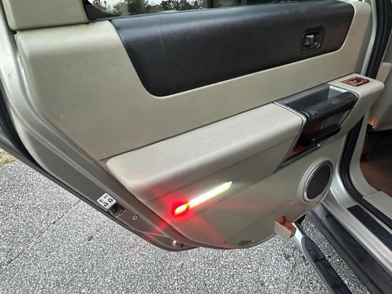 HUMMER H2 Sport Utility 2004