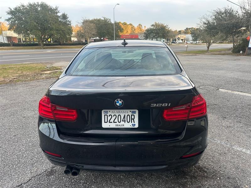 BMW 3-Series 328i Sedan 2013