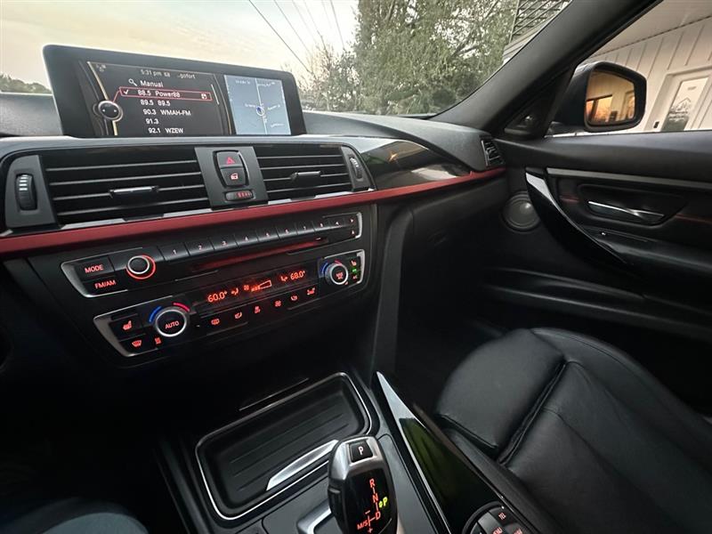 BMW 3-Series 328i Sedan 2013