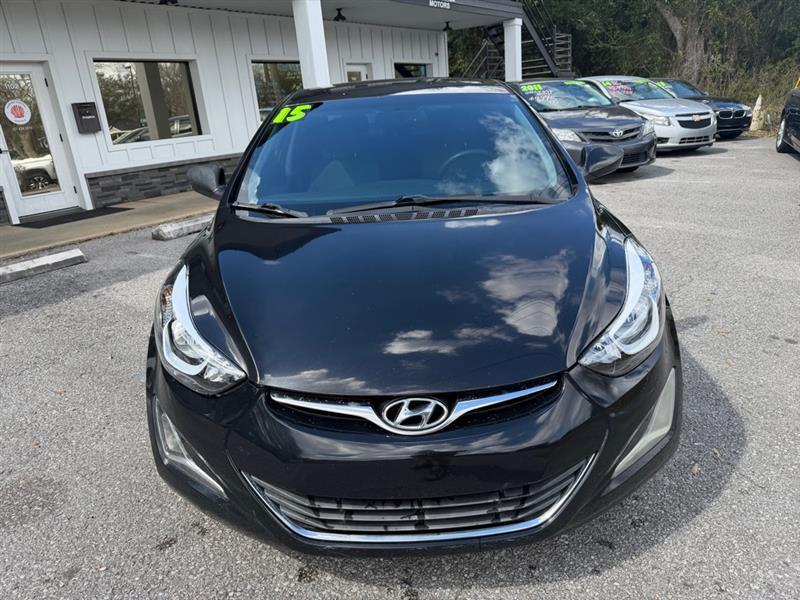 Hyundai Elantra SE 4D Sedan 2015