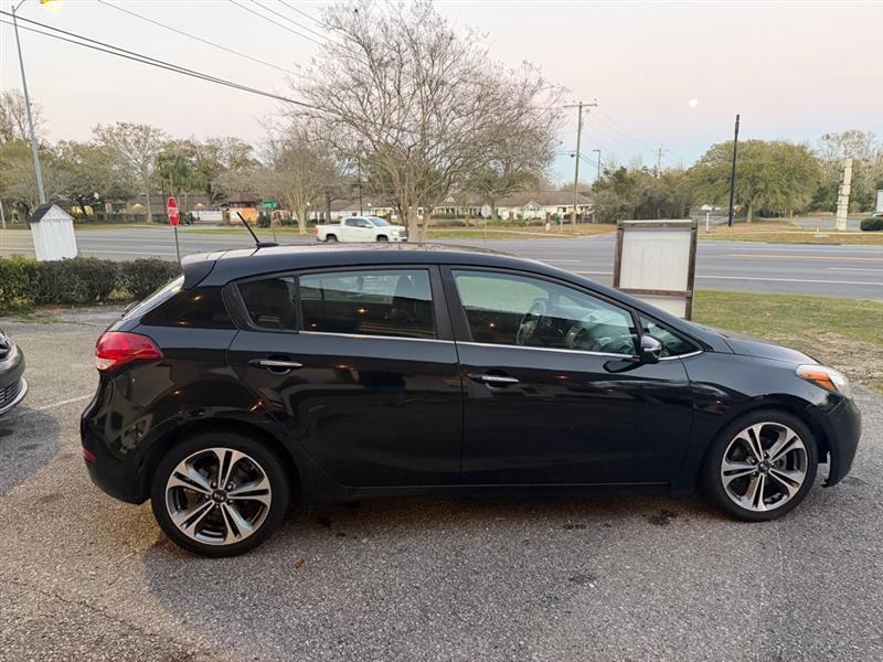 Kia Forte 5-Door EX 2016