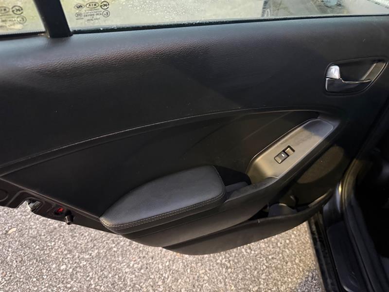 Kia Forte 5-Door EX 2016